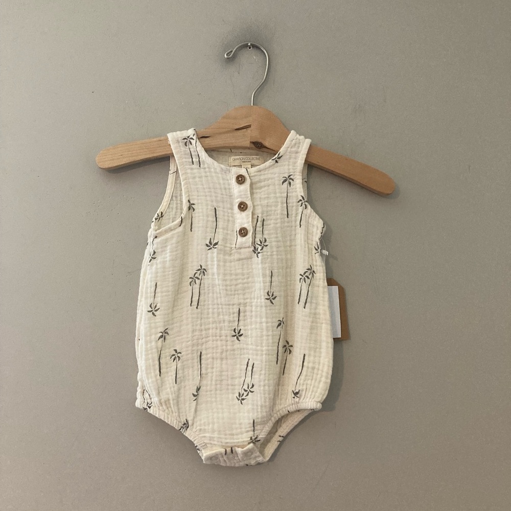 $12 ADD ON grayson collective muslin sleeveless romper 0-3M Zara Hanna Andersson